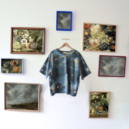 T-Shirt - Wolken + bloemen